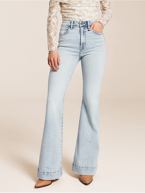 Hidden Denim - Hidden Happi High-Rise Light Wash Flare Jeans - Women